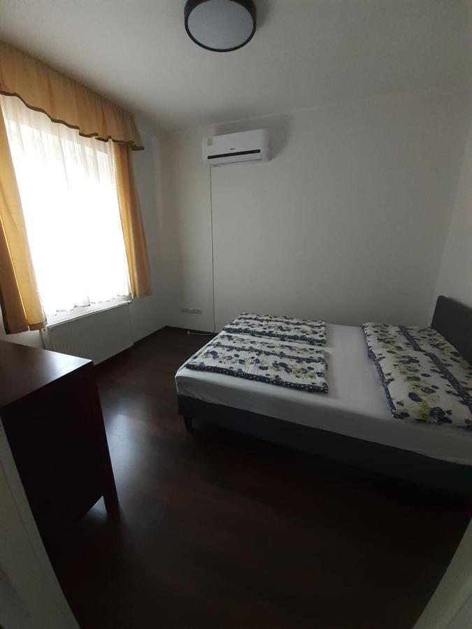 エゲルサロークPolonia Apartmanアパートメント エクステリア 写真