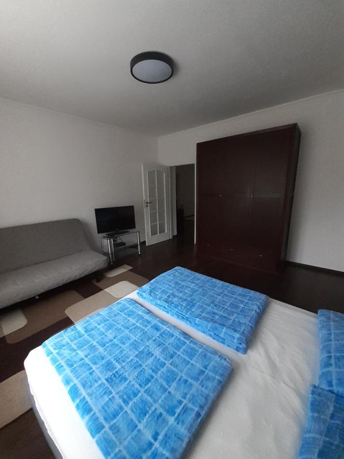 エゲルサロークPolonia Apartmanアパートメント エクステリア 写真