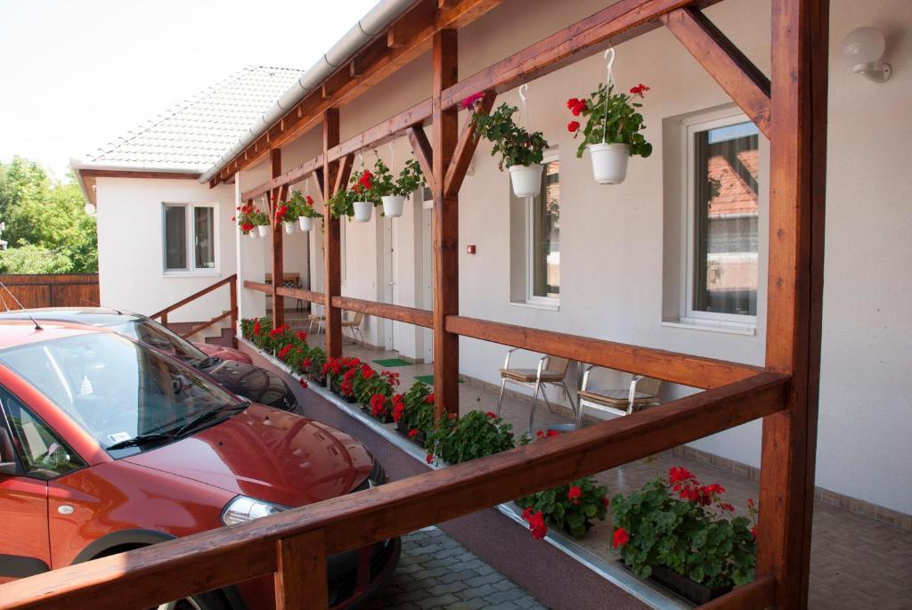 エゲルサロークPolonia Apartmanアパートメント エクステリア 写真
